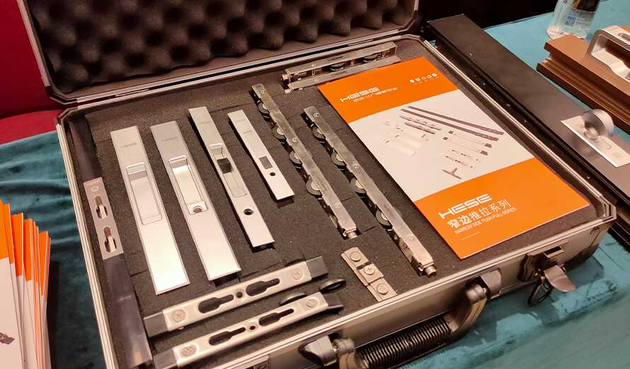 1698300720744723.jpg 04.jpg